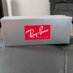 Lavender Erika Ray-Ban sunglasses